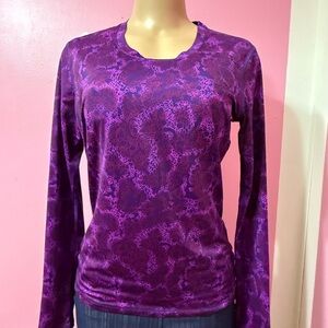 Under Armour Women's Long Sleeve Purple Top Women's. Size.M